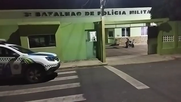 adão
